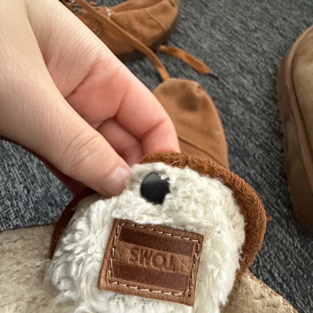 Toms boots - Picture 4 of 4